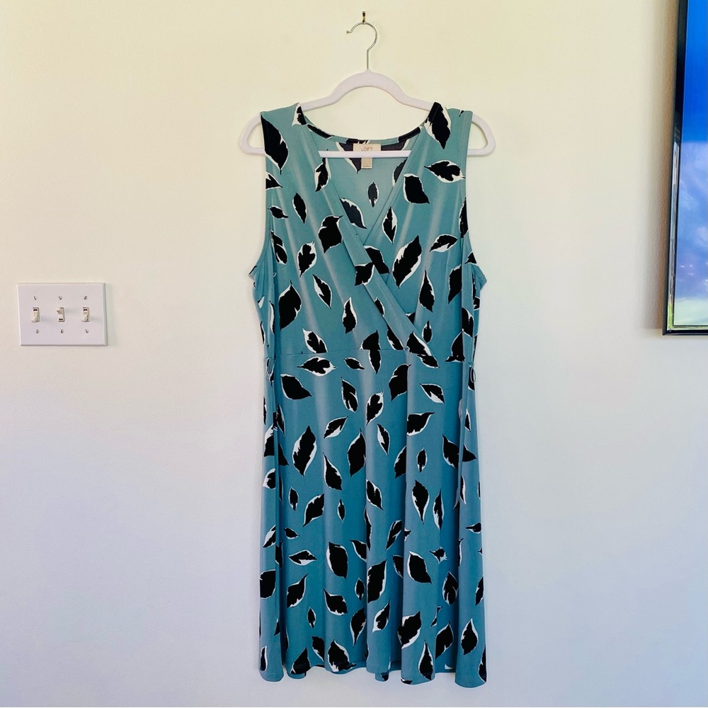 LOFT Tie Waist Feather Print Dress